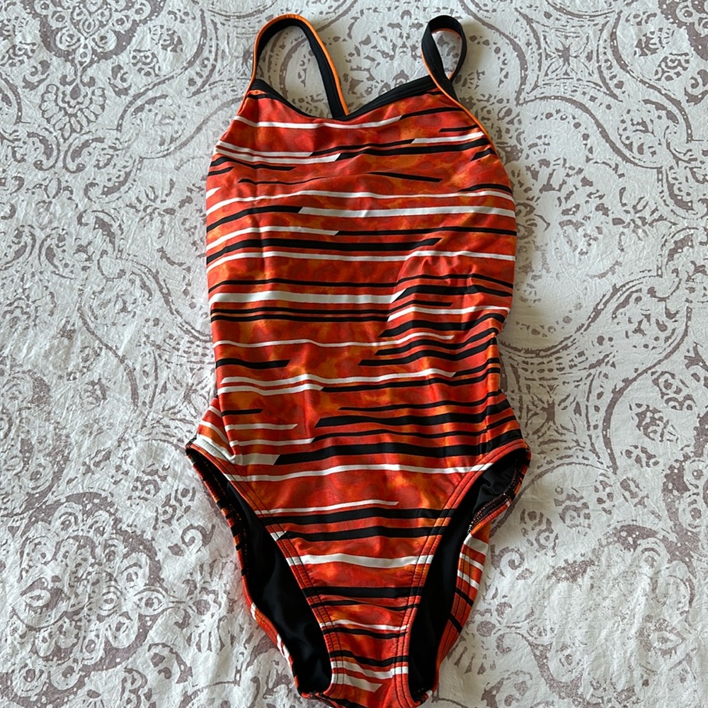 Speedo swimsuit. EUC